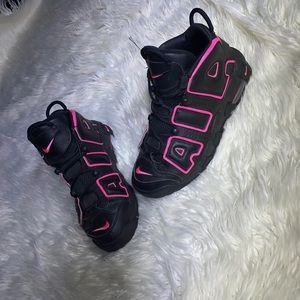 Nike More Uptempo Black / Pink blast